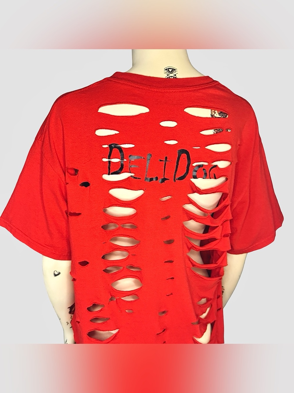 Red shredded ghost face tee - Picture 5 of 7